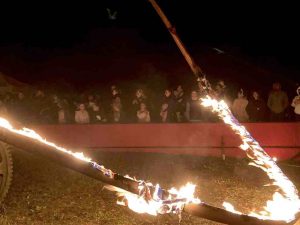 Embrasement : L'oeil de la nuit à Radinghem (62)